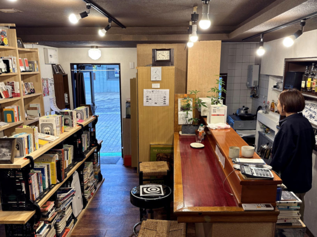 書肆 織平庵 店内写真